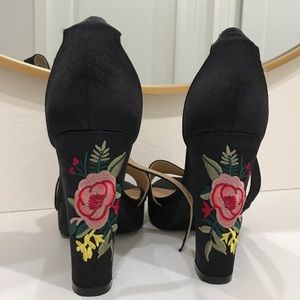 Chinese Laundry Embroidered Heels